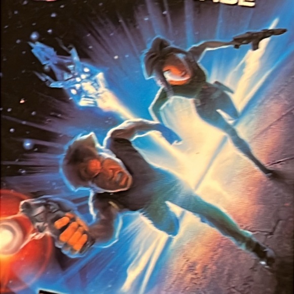 Titan A.E. (2000) -promotional movie button - Used, great shape! - Picture 4 of 5